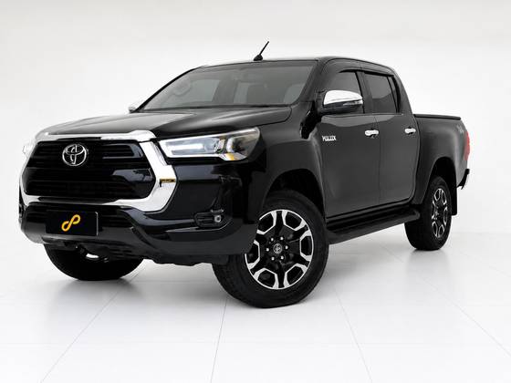 TOYOTA HILUX 2.8 D-4D TURBO DIESEL CD SRV 4X4 AUTOMÁTICO TOYOTA HILUX 2.8 D-4D TURBO DIESEL CD SRV 4X4 AUTOMÁTICO
